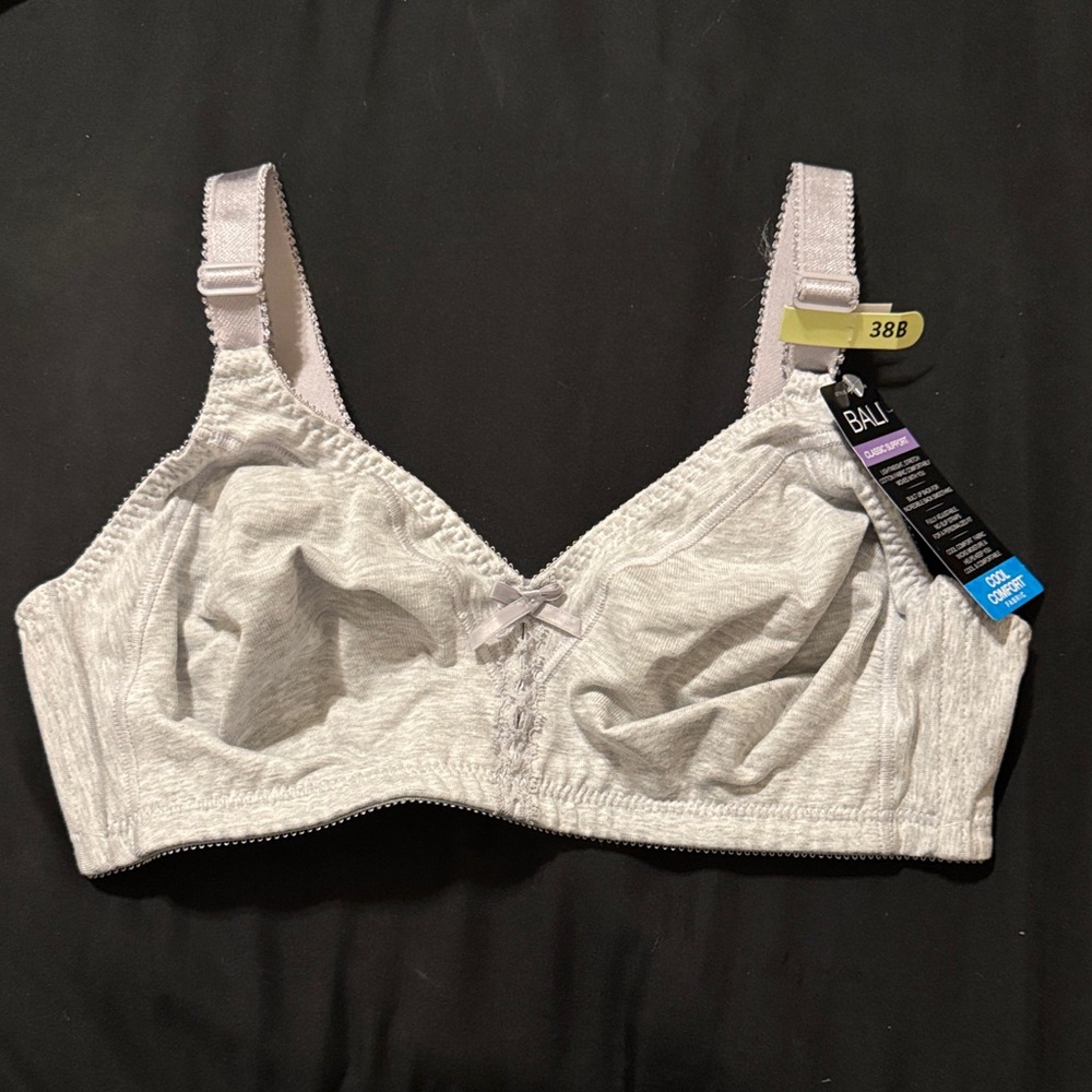 NWT! Bali Women's Light Gray Comfort Bra Size 38B